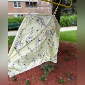 Beautiful top floral pattern